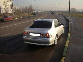 1999 Toyota Altezza Images