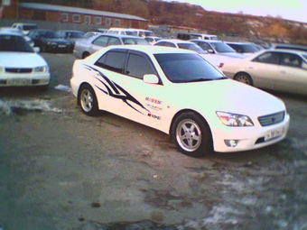 2000 Toyota Altezza