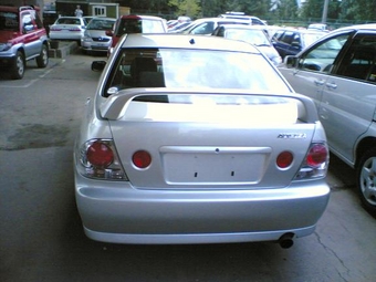 2000 Altezza