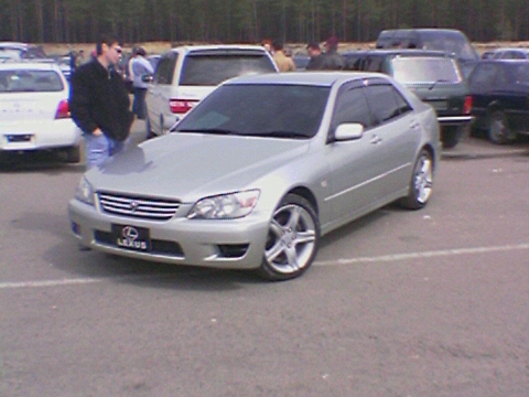 2000 Toyota Altezza