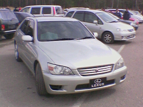 2000 Toyota Altezza
