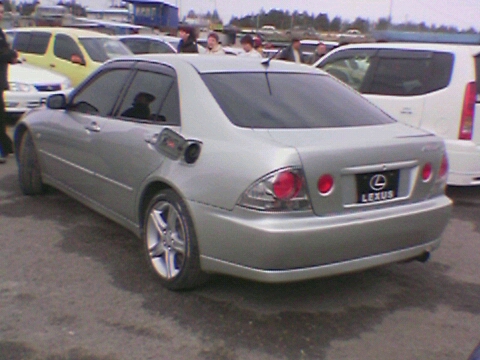 2000 Toyota Altezza