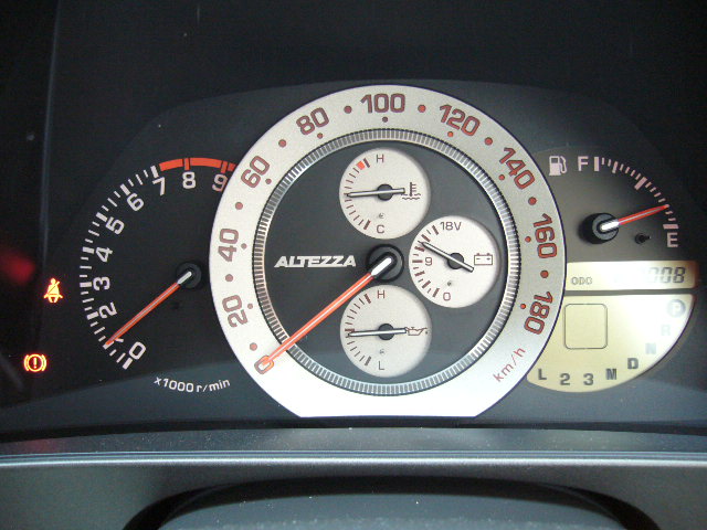 2000 Toyota Altezza