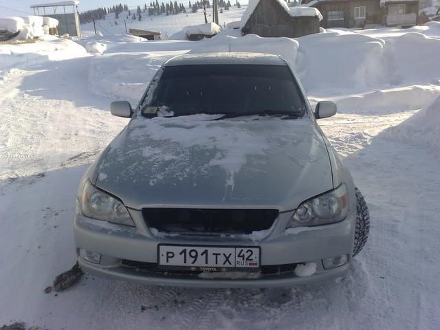 2000 Toyota Altezza