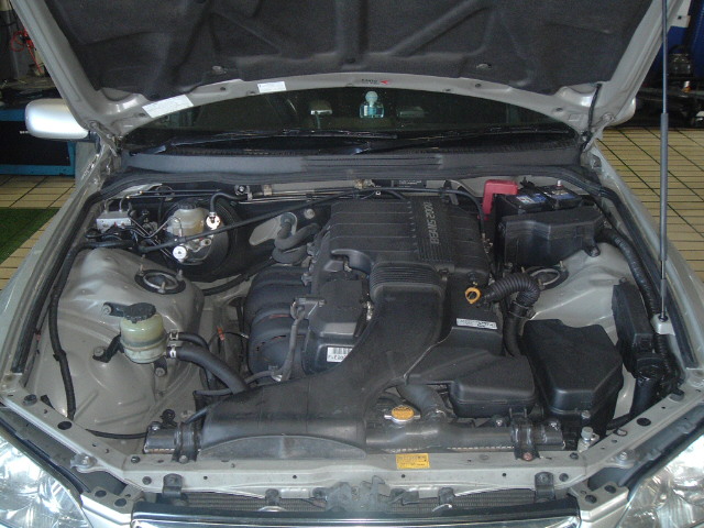 2000 Toyota Altezza Images