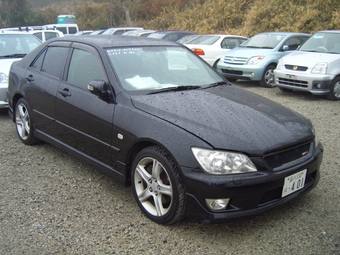 2001 Toyota Altezza