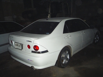 2001 Toyota Altezza