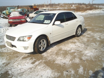 2001 Toyota Altezza