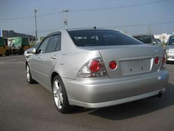 2001 Altezza