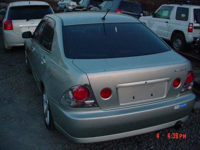 2001 Toyota Altezza