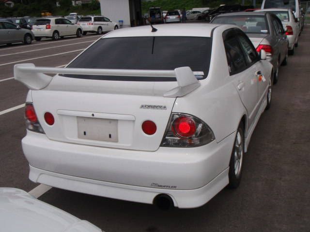2001 Toyota Altezza
