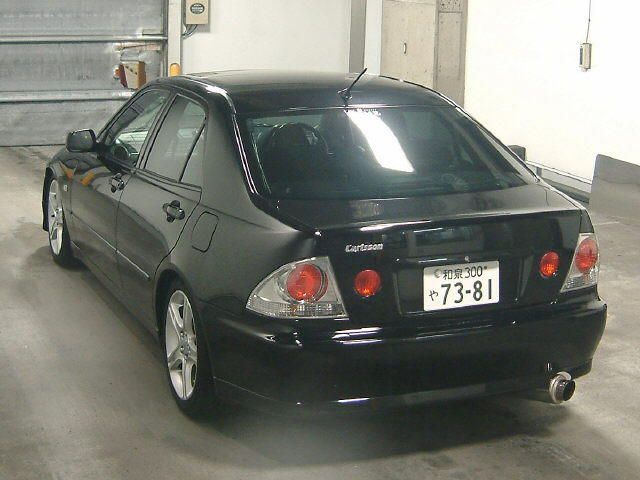 2001 Toyota Altezza