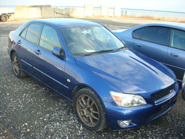 2001 Toyota Altezza