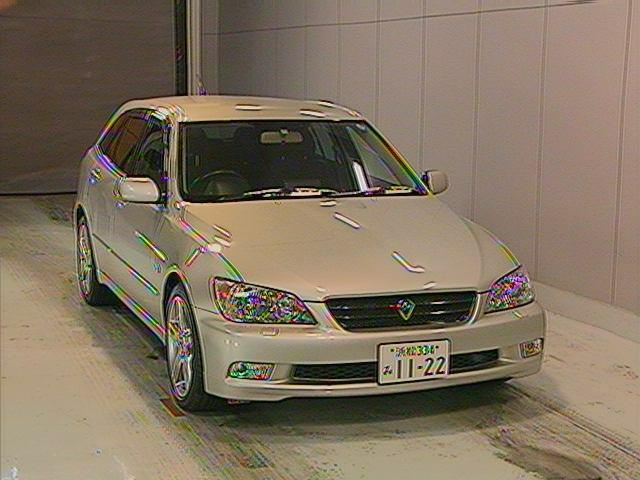 2001 Toyota Altezza Pictures