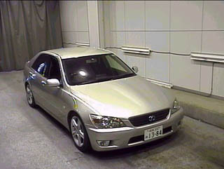 2001 Toyota Altezza Pictures