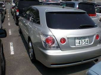 2001 Toyota Altezza Photos