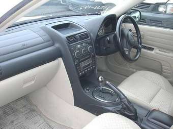 2001 Toyota Altezza Pictures