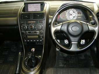 2001 Toyota Altezza Pictures