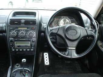 2001 Toyota Altezza Pictures