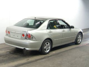 2002 Toyota Altezza