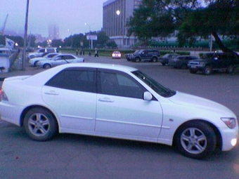 2002 Toyota Altezza