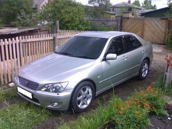 2002 Toyota Altezza