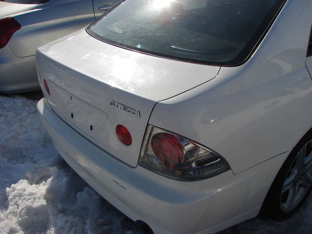 2002 Toyota Altezza