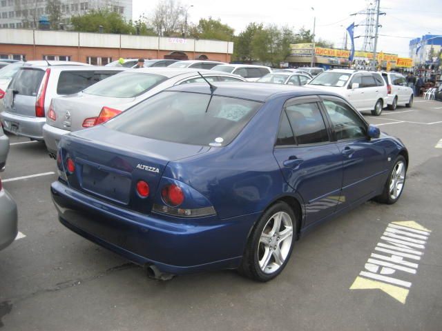 2002 Toyota Altezza