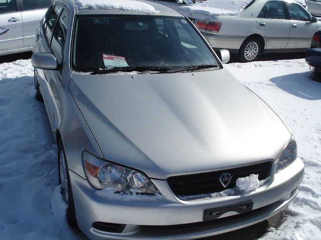2002 Toyota Altezza
