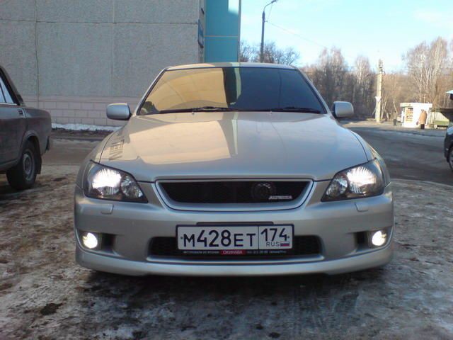 2002 Toyota Altezza