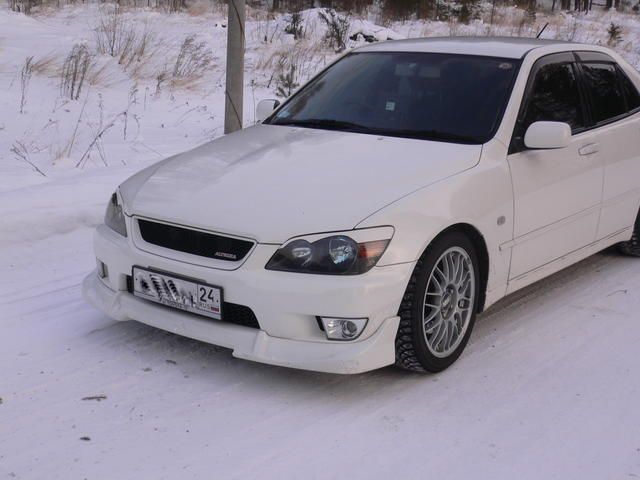 2002 Toyota Altezza