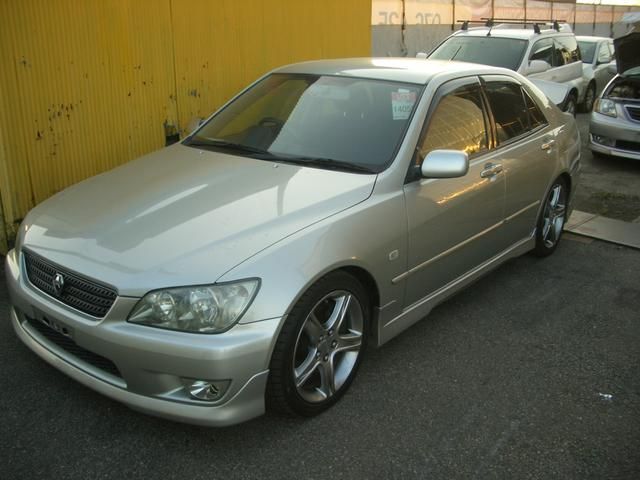 2002 Toyota Altezza