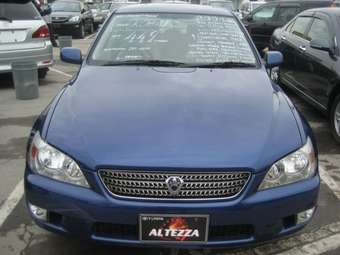 2002 Toyota Altezza Photos