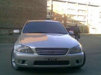 2002 Toyota Altezza Photos