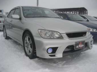 2002 Toyota Altezza Photos