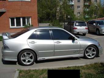 2002 Toyota Altezza Pics