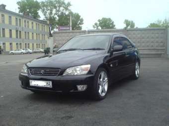 2002 Toyota Altezza Pics