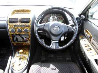 2002 Toyota Altezza Pictures