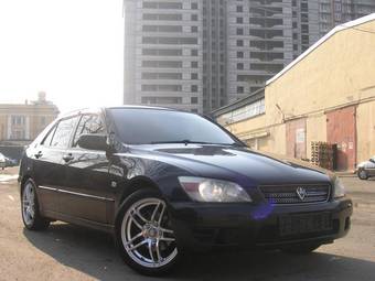 2002 Toyota Altezza Photos