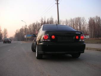 2002 Toyota Altezza Pics