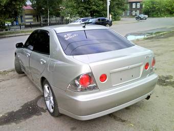 2002 Toyota Altezza Photos