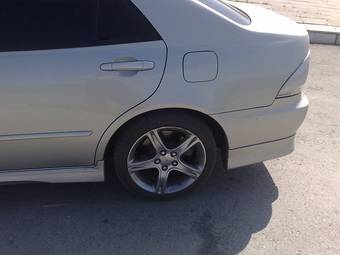 2002 Toyota Altezza Pictures