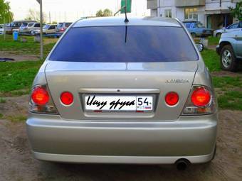 2002 Toyota Altezza Photos