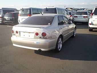 2002 Toyota Altezza Photos