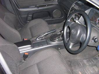 2002 Toyota Altezza Pictures