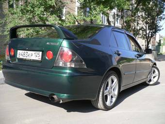 2002 Toyota Altezza Photos