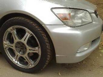 2002 Toyota Altezza Pictures