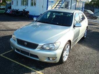 2002 Toyota Altezza Photos