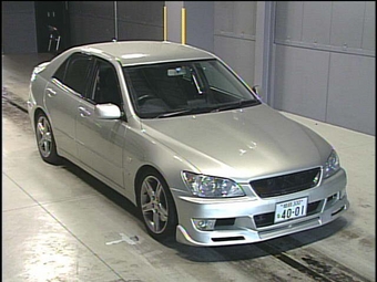 2003 Toyota Altezza