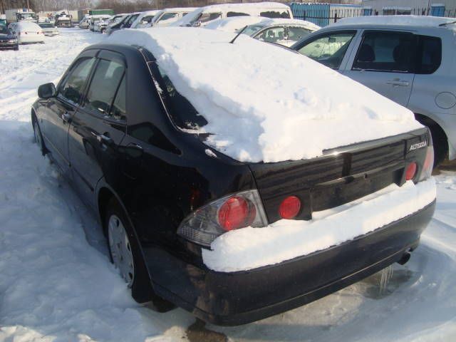2003 Toyota Altezza